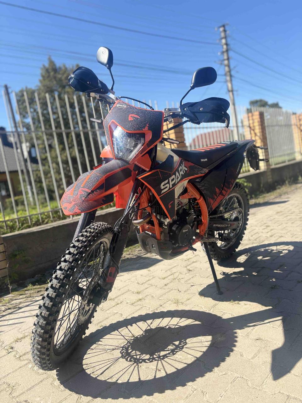 Мотоцикл Spark SP300CR-8